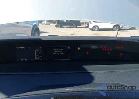 2021 Toyota Prius L Eco z USA, uszkodzony, nr VIN JTDKAMFU9M3143122